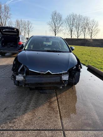 skadebil auto Citroën C4  2010/1