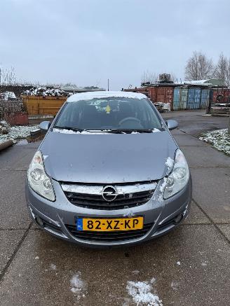 skadebil auto Opel Corsa 1.4 2007/11