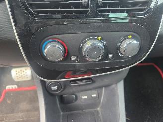 Renault Clio RS ZEER NETJES picture 19