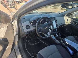 Chevrolet Cruze  picture 8