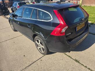 Volvo V-60  picture 4