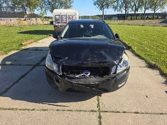skadebil auto Volvo V-60  2011/10
