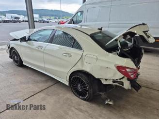 Vrakbiler auto Mercedes Cla-klasse CLA (117.3), Sedan, 2013 / 2019 2.0 CLA-250 Turbo 16V 2015/9