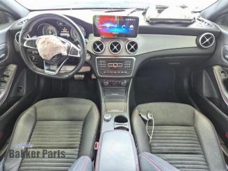 Uttjänta bilar auto Mercedes Cla-klasse CLA (117.3), Sedan, 2013 / 2019 2.0 CLA-250 Turbo 16V 2015/9