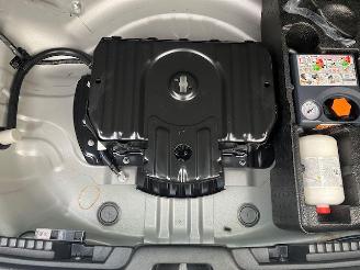 Volvo V-60 CROSS AWD 2.0B5 260 PK AUTOMAAT picture 8