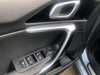 Kia Ceed 1.6 PHEV EXE PLUG-INN HYBRIDE 165 PK picture 12