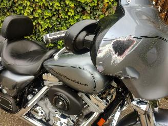 Harley-Davidson  FLHT Electra Glide picture 8