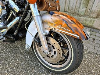 Harley-Davidson Road King FLHRI SPECIAL PAINT NL picture 10