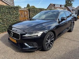Coche accidentado Volvo V-60 2.0 T6 Plug-in hybrid AWD 253 PK AUTOMAAT 2023/9