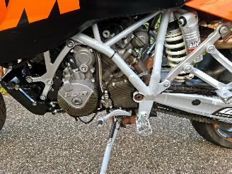 KTM  950 SUPERMOTO picture 14