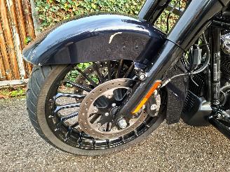 Harley-Davidson Road King 114 FLHRXS Road King Special 5HD Jekill & Hyde picture 13