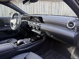 Mercedes A-klasse 250 e HYBRID PANO-AUTOMAAT-SFEER-VOL LEER-BURMESTER AUDIO picture 12