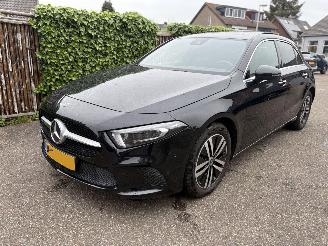 Mercedes A-klasse 250 e HYBRID PANO-AUTOMAAT-SFEER-VOL LEER-BURMESTER AUDIO picture 2