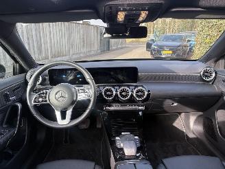 Mercedes A-klasse 250 e HYBRID PANO-AUTOMAAT-SFEER-VOL LEER-BURMESTER AUDIO picture 15
