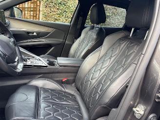 Peugeot 3008 1.6 HYbrid 4 300GT 244 PK 4X4 picture 16
