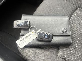 Toyota C-HR 1.8 HYBRID SPORT AUTOMAAT 2020 picture 18