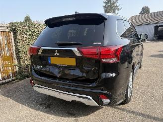 Mitsubishi Outlander 2.4 PHEV Intense+ HYBRIDE HALFLEER PANO AIRO KIT AUTOMAAT 210PK picture 2