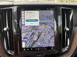 Volvo Xc-60 2.0 T6 PLUG-IN AWD 388 PK ULTIMATE PANORAMA LEER VOLL picture 24