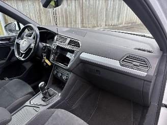 Volkswagen Tiguan 1.4 TSI R-SPORT PANORAMA AUTOMAAT 150PK picture 13
