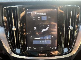 Volvo V-60 R-DESIGN 2.0 D MOMENTUM-LEER-PANO-AUTOMAAT-150PK-BOM VOL picture 23