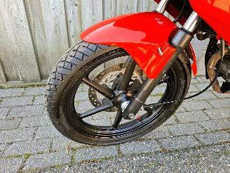 Honda CBR 125 R A1 rijbewijs picture 12
