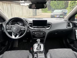 Kia Ceed 1.6 GDI PLUG IN HYBRID DynamicPlusLine 119PK AUTOMAAT picture 12