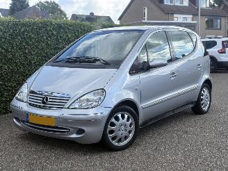 skadebil auto Mercedes A-klasse 140 ELEGANSE LANG AUTOMAAT 82PK 2002/3