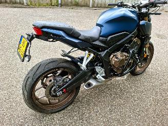 Honda CB 650 R Neo Sp Café picture 8