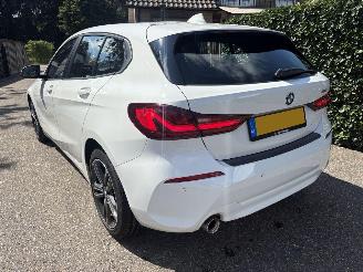 BMW 1-serie 118i Executive Edition AUTOMAAT 136PK picture 8