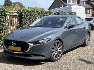 Unfallwagen Mazda 3 2.0 e-SKYACTIV-G M HYBRID 150PK 2023/11