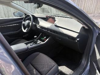 Mazda 3 2.0 e-SKYACTIV-G M HYBRID 150PK picture 13