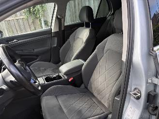 Volkswagen Golf 1.5 e-TSI AUTOMAAT -PANO -SPORT picture 17