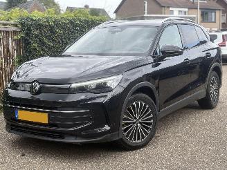 skadebil auto Volkswagen Tiguan 1.5 eTSI SPORT EDIT 150 PK HYBRIDE 2024/4