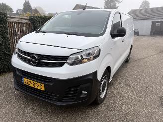 Opel Vivaro 2.0DTI 145 PK L3 LANG 72000KM NAP !! picture 3