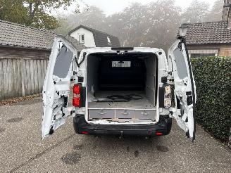 Opel Vivaro 2.0DTI 145 PK L3 LANG 72000KM NAP !! picture 9
