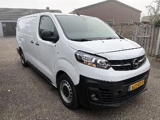 Opel Vivaro 2.0DTI 145 PK L3 LANG 72000KM NAP !! picture 5