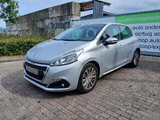  Peugeot 208  2018/1