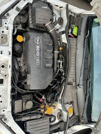 Opel Combo 1.3 CDTI 16V Bestel  Diesel 1.248cc 55kW (75pk) FWD 2005-10/2012-02  Z13DTJ; EURO4 picture 24