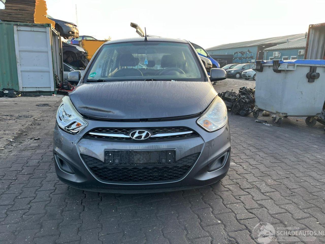 Hyundai I-10 1.1i 12V Hatchback  Benzine 1.086cc 51kW (69pk) FWD 2011-04/2013-12 (F5P4) G4HG5