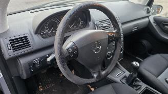 Mercedes A-klasse 2.0 A-180 CDI 16V 5-Drs. Hatchback 4Dr Diesel 1.991cc 80kW (109pk) FWD 2004-06/2012-08 (169.007) OM640940; EURO4 picture 13