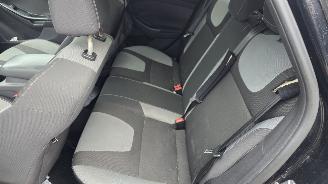 Ford Focus 1.6 Ti-VCT 16V 105 Hatchback  Benzine 1.596cc 77kW (105pk) FWD 2010-07/2018-05  IQDB picture 17
