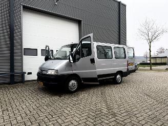 Peugeot Boxer 9 persoons picture 2
