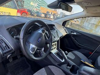 Ford Focus 1.6 SCTi 16V Combi/o  Benzine 1.596cc 110kW (150pk) FWD 2010-07/2018-05  JQDB picture 6