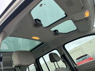 Renault Kangoo 1.6 16V MPV  Benzine 1.598cc 78kW (106pk) FWD 2008-02 (KW0D; KW2D; KW4D) K4M830; K4MG8 picture 23