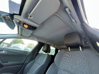 Peugeot 508 1.6 HDiF 16V Combi/o  Diesel 1.560cc 82kW (111pk) FWD 2010-10/2018-12 (8E9HR) DV6C; 9HR picture 23