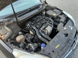 Peugeot 508 1.6 HDiF 16V Combi/o  Diesel 1.560cc 82kW (111pk) FWD 2010-10/2018-12 (8E9HR) DV6C; 9HR picture 26
