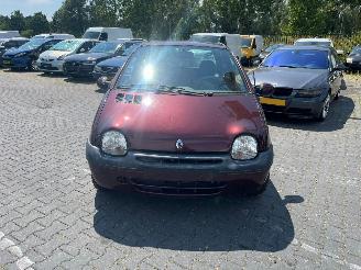 skadebil auto Renault Twingo 1.2 16V Hatchback 2Dr Benzine 1 149cc 55kW 2003/1