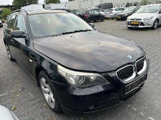 BMW 5-serie 523i 24V Combi/o  Benzine 2,497cc 130kW (177pk) RWD 2004-10/2007-02 (NL31; PU11) N52B25A picture 3