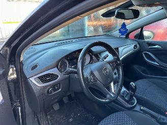 Opel Astra SPORTS TOURER picture 14