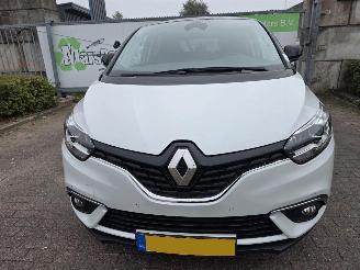 Coche accidentado Renault Scenic 1.3 TCE 140 16V MPV  Benzine 1 332cc 103kW (140pk) 2019/6